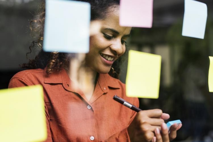 Como responder: Pontos fortes e fracos numa entrevista de emprego